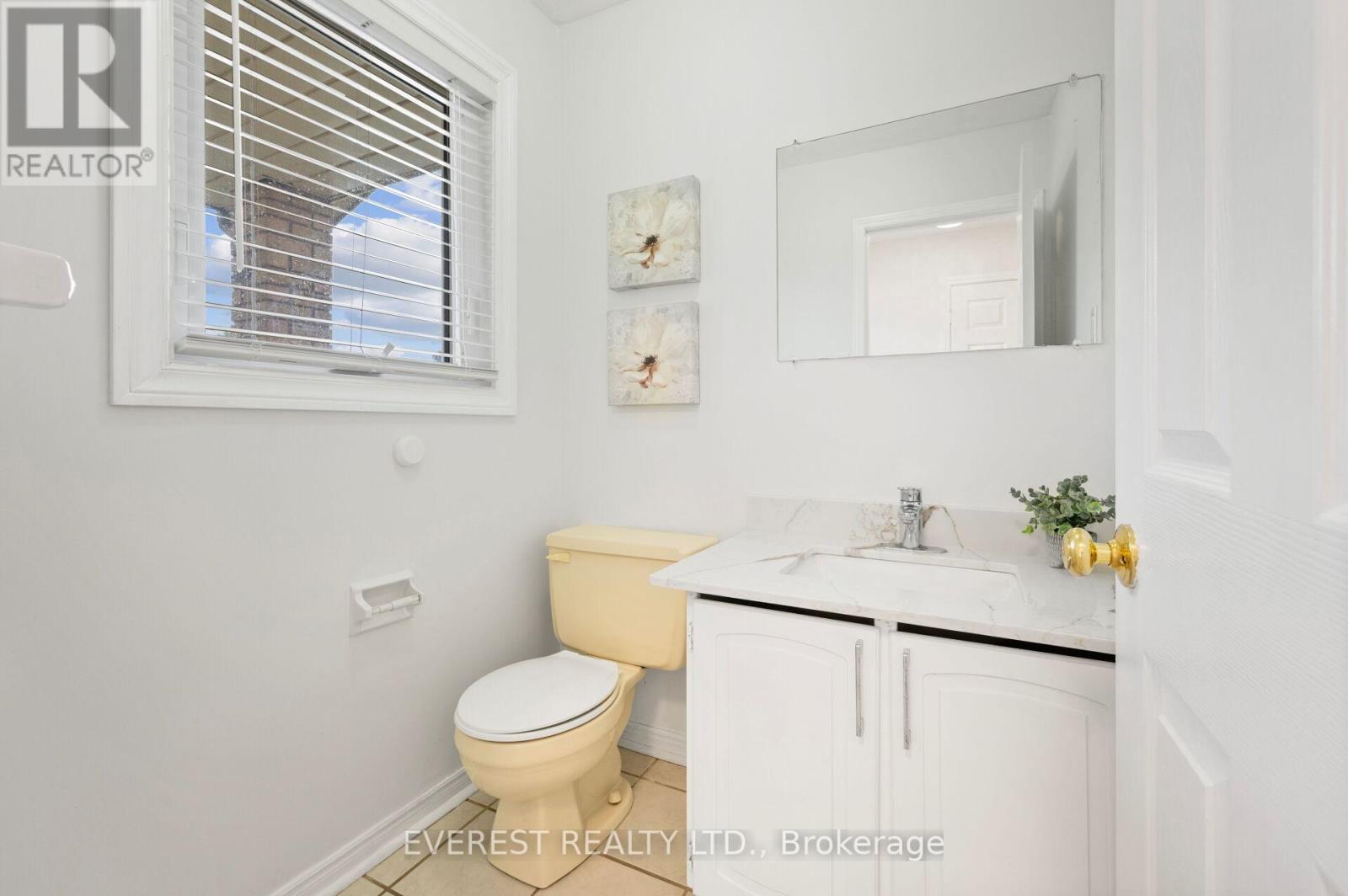 41 Juniper Drive, Hamilton, Ontario  L8E 4C7 - Photo 12 - X12124467