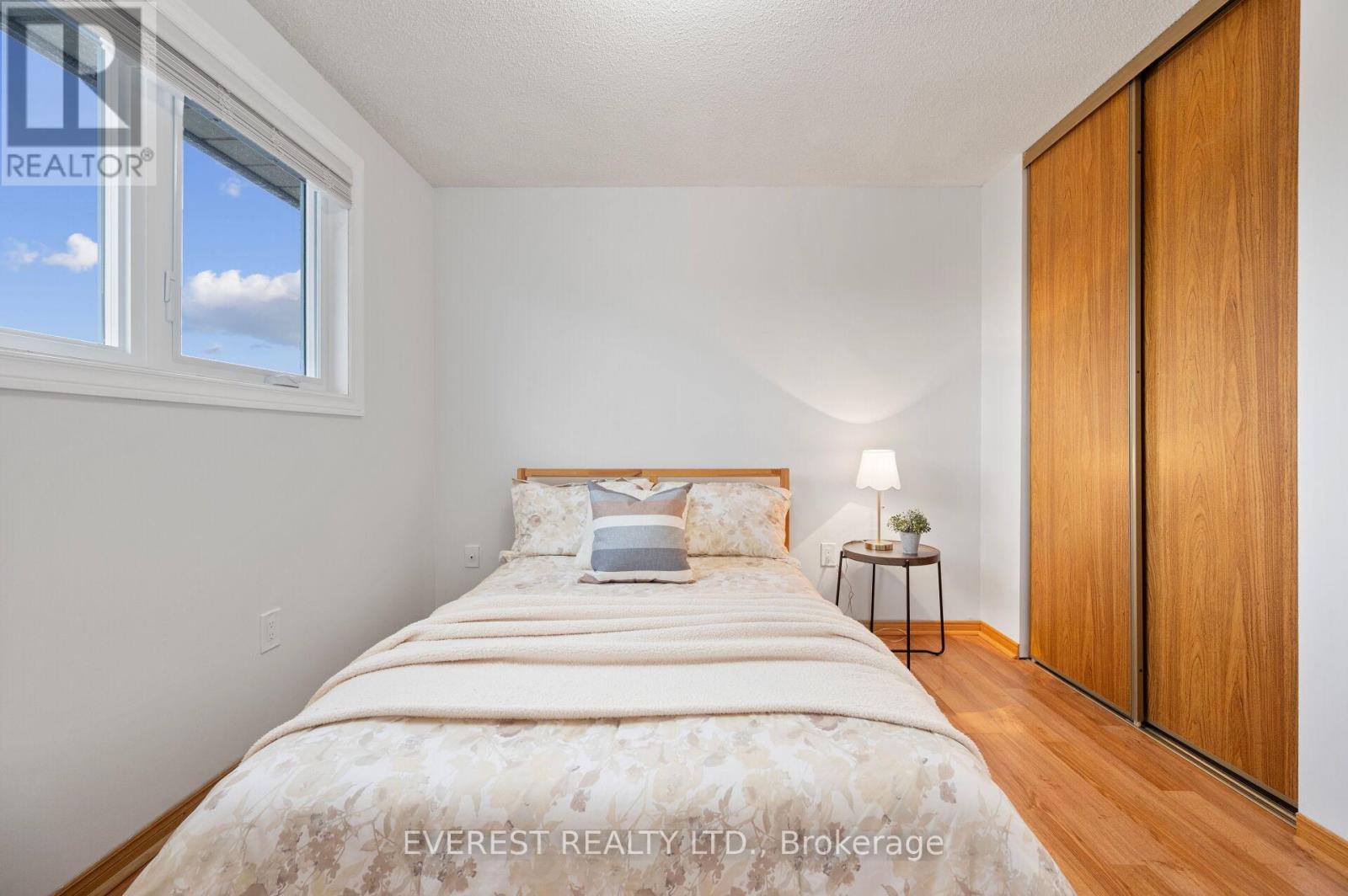 41 Juniper Drive, Hamilton, Ontario  L8E 4C7 - Photo 15 - X12124467