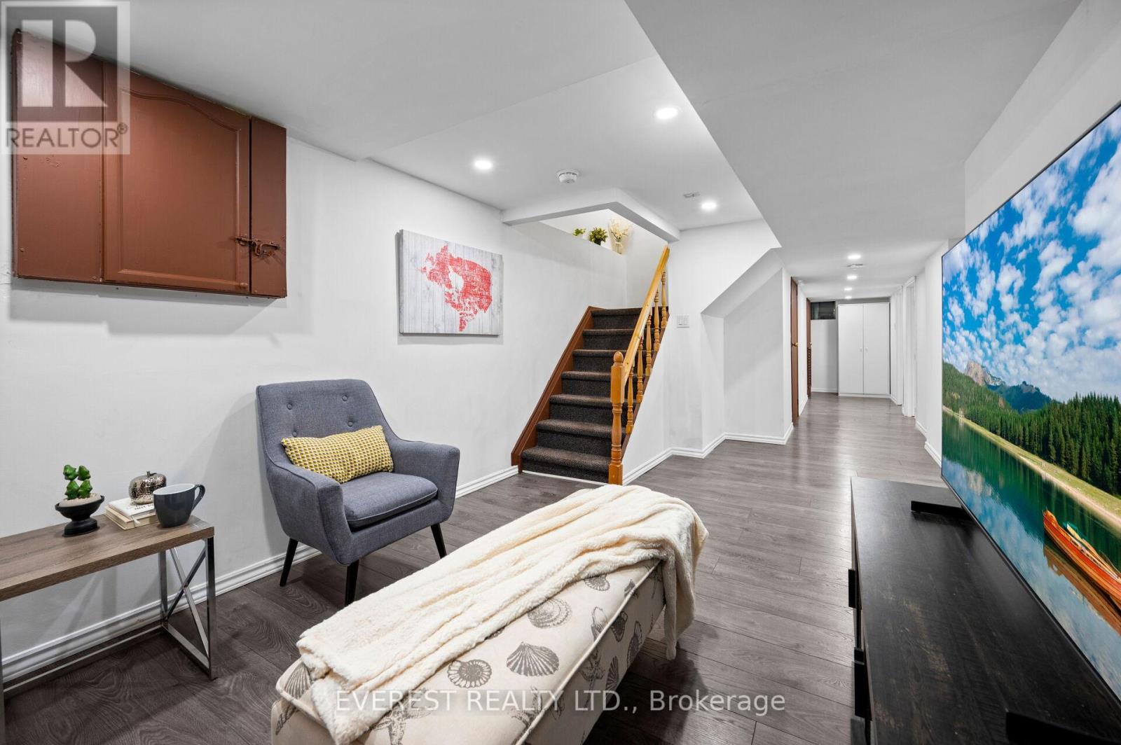 41 Juniper Drive, Hamilton, Ontario  L8E 4C7 - Photo 29 - X12124467