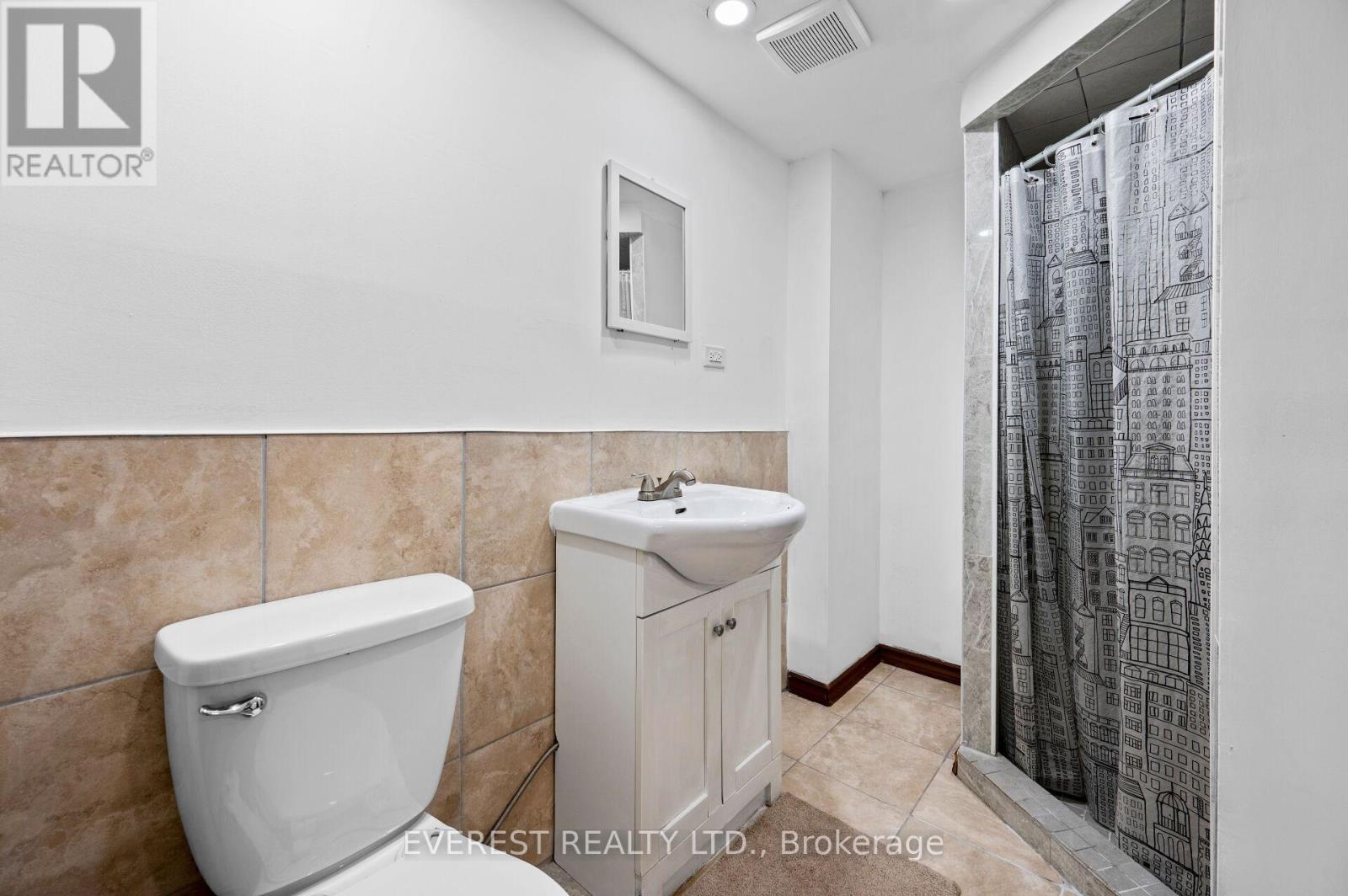 41 Juniper Drive, Hamilton, Ontario  L8E 4C7 - Photo 37 - X12124467