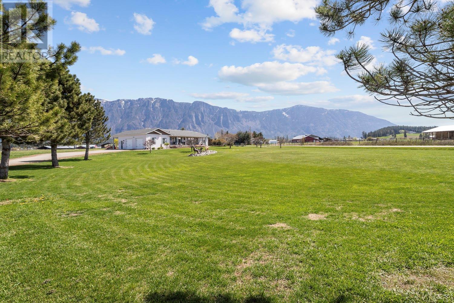 2372 20th Street, Creston, British Columbia  V0B 1G2 - Photo 22 - 10346149