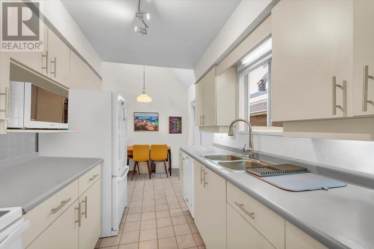 3060 W 8th Avenue, Vancouver, British Columbia  V6K 2C1 - Photo 8 - R2978921