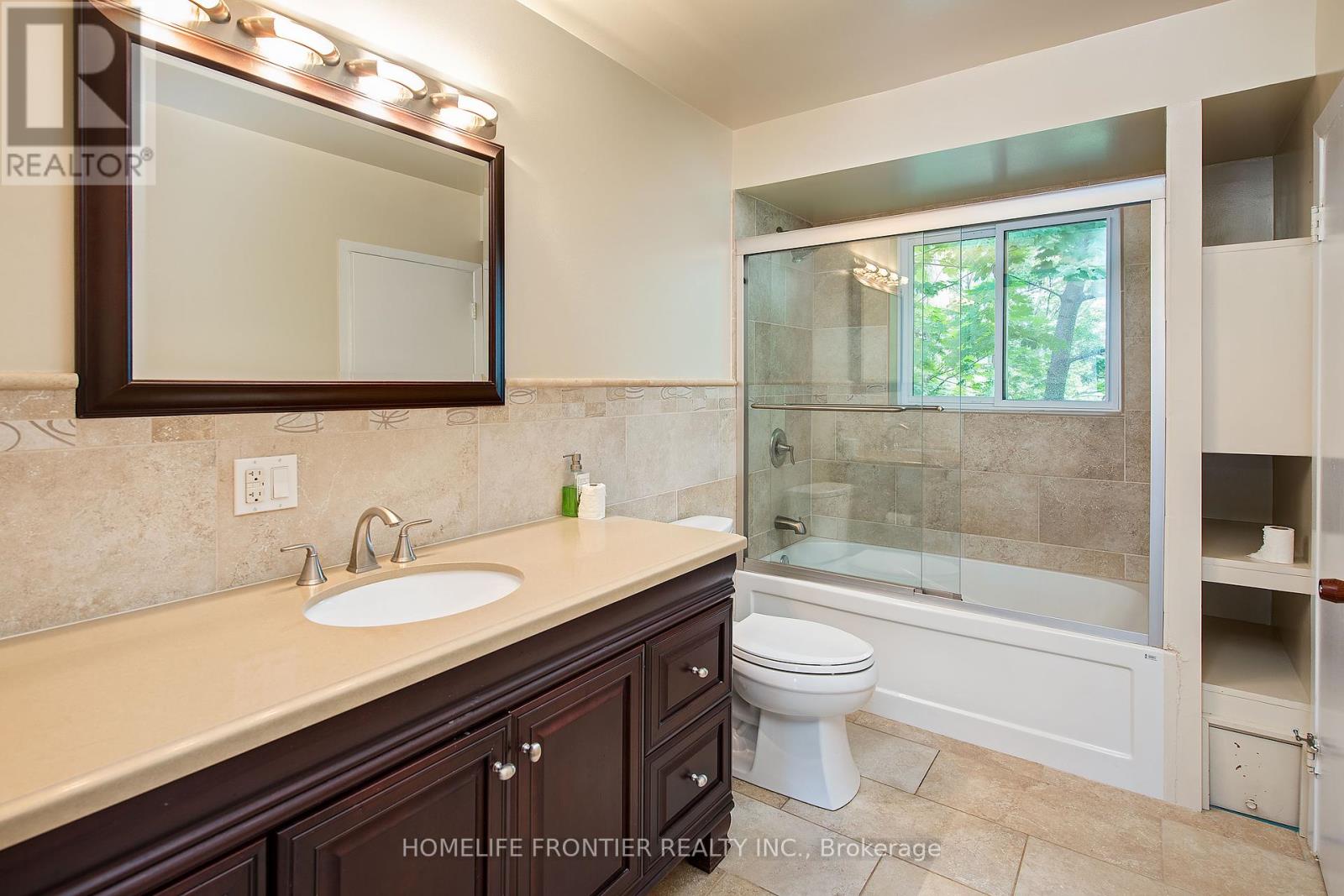 541 Rouge Hills Drive, Toronto, Ontario  M1C 2Z9 - Photo 16 - E12078974