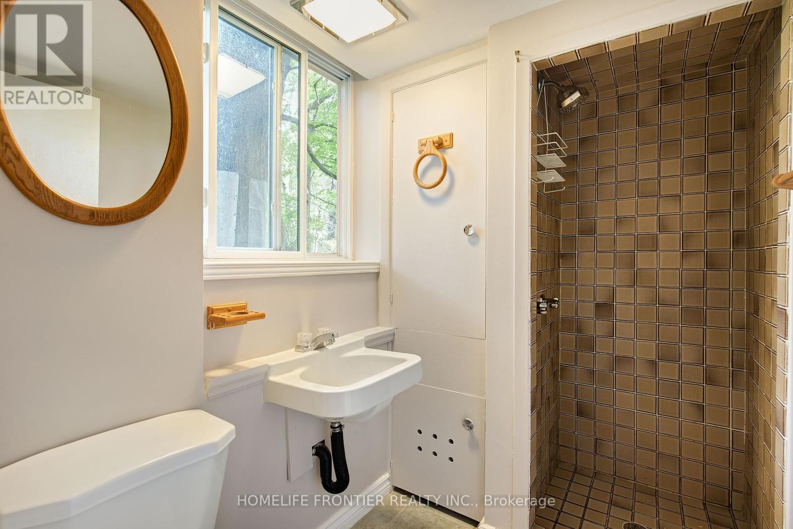 541 Rouge Hills Drive, Toronto, Ontario  M1C 2Z9 - Photo 21 - E12078974