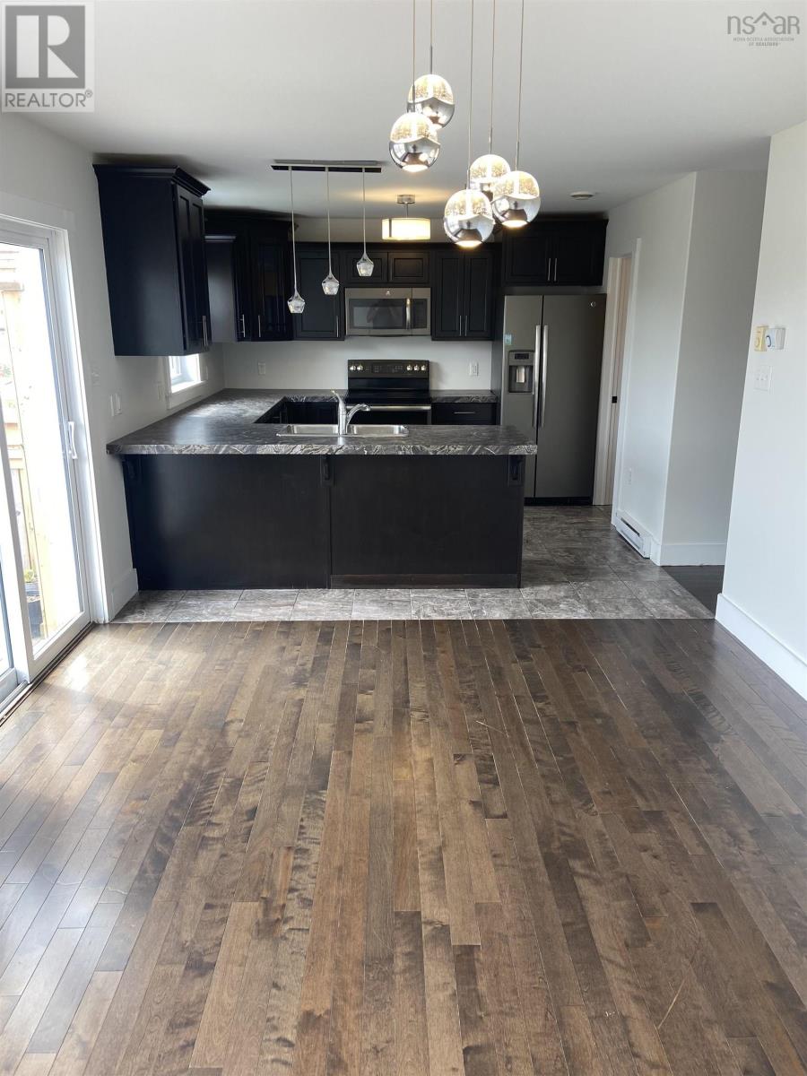 Property at 232 Alabaster Way image 2