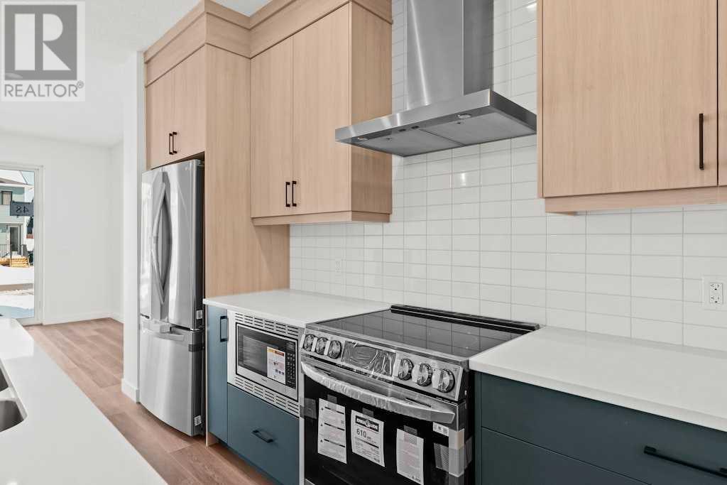 Property at 48 Rowmont Common image 4