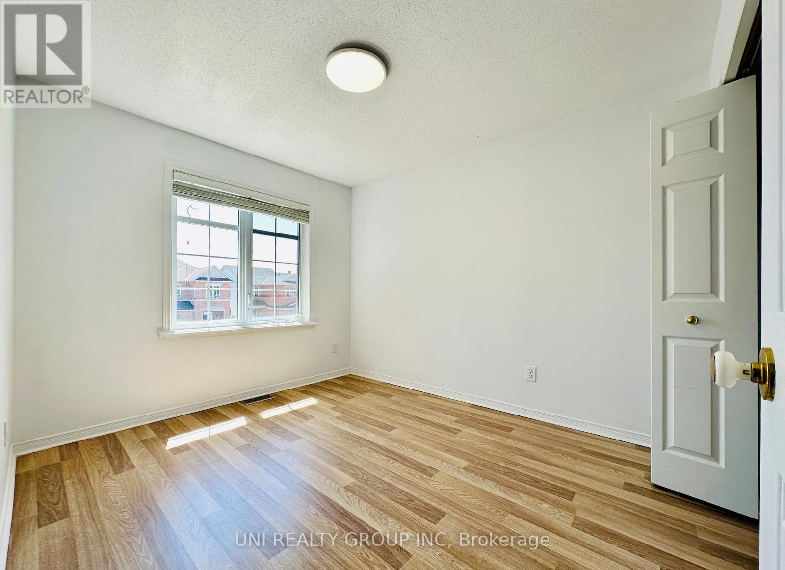 230 Duntroon Circle, Ottawa, Ontario  K1T 4C9 - Photo 25 - X12122114
