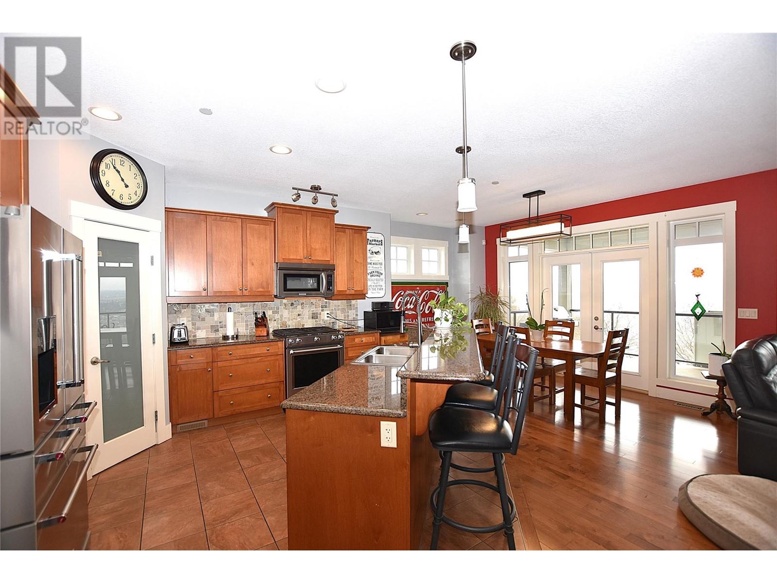 Property at 3721 Razorback Court image 4