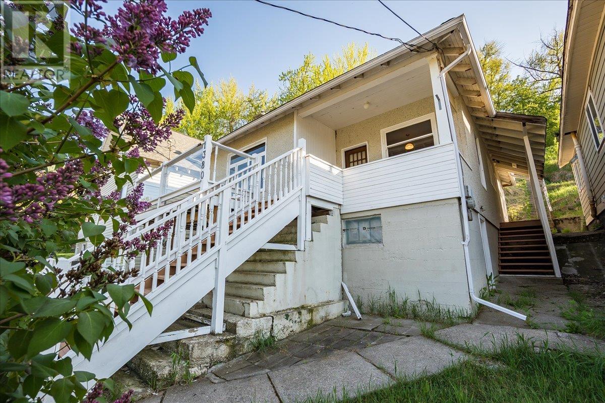 Property at 1380 Lookout Street image 2