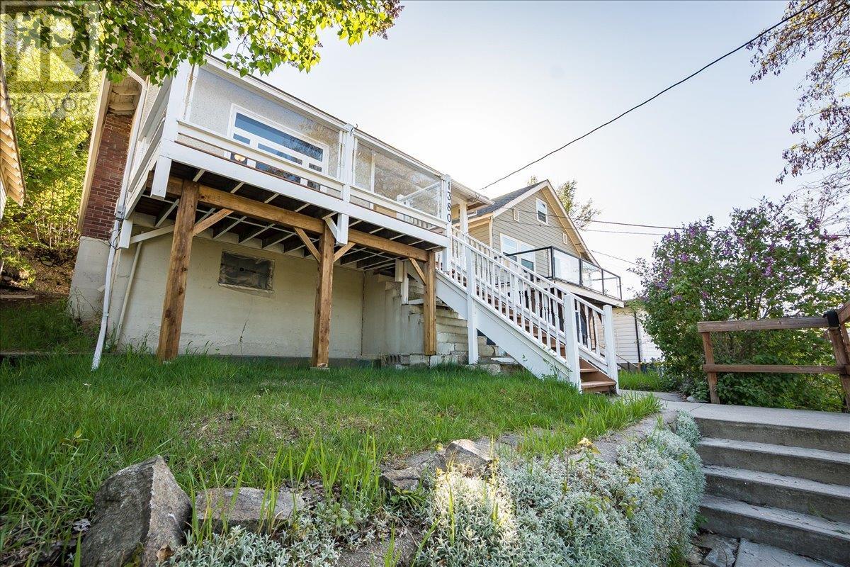 Property at 1380 Lookout Street image 3