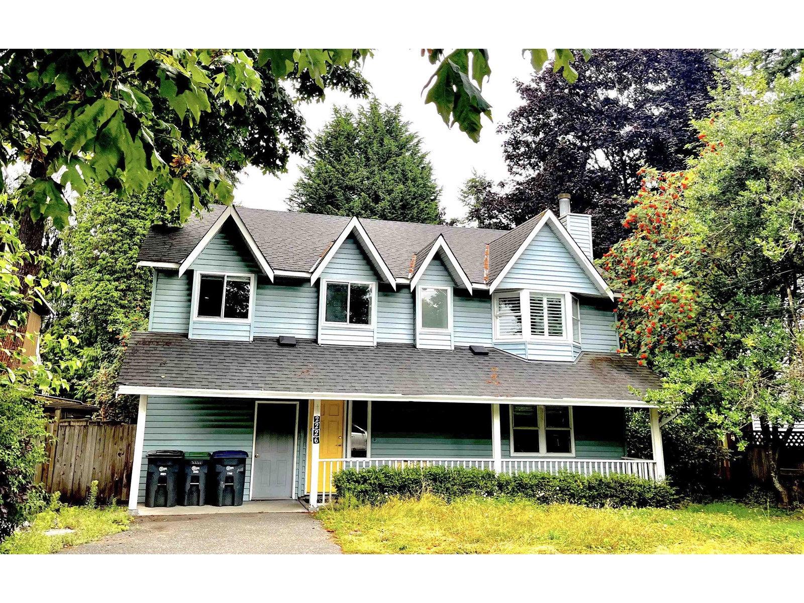 Property at 2226 152 STREET image 1