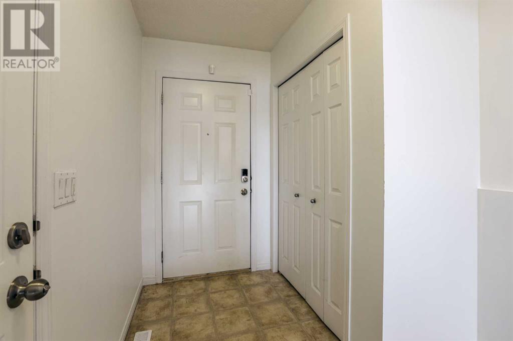Property at 111 Copperfield Lane SE image 3