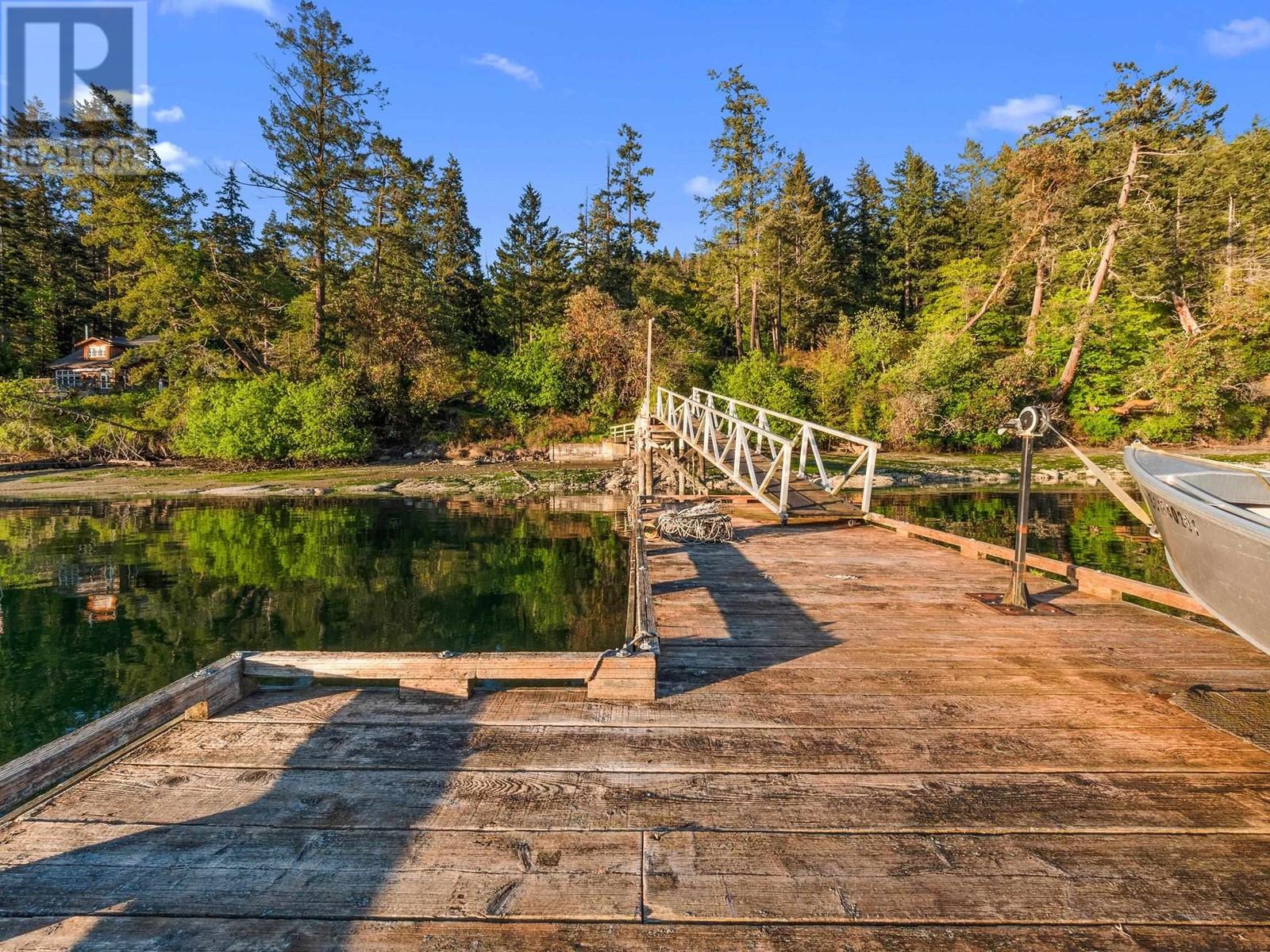 3045 Montague Road, Galiano Island, British Columbia  V0N 1P0 - Photo 4 - R2990154
