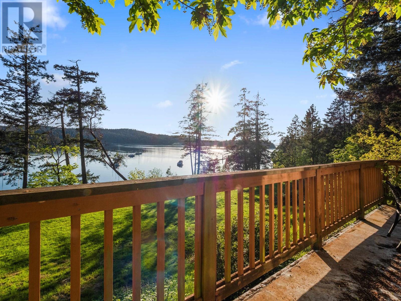 3045 Montague Road, Galiano Island, British Columbia  V0N 1P0 - Photo 15 - R2990154