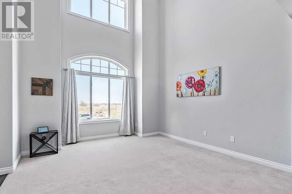 Property at 407 Railway Place SE image 5