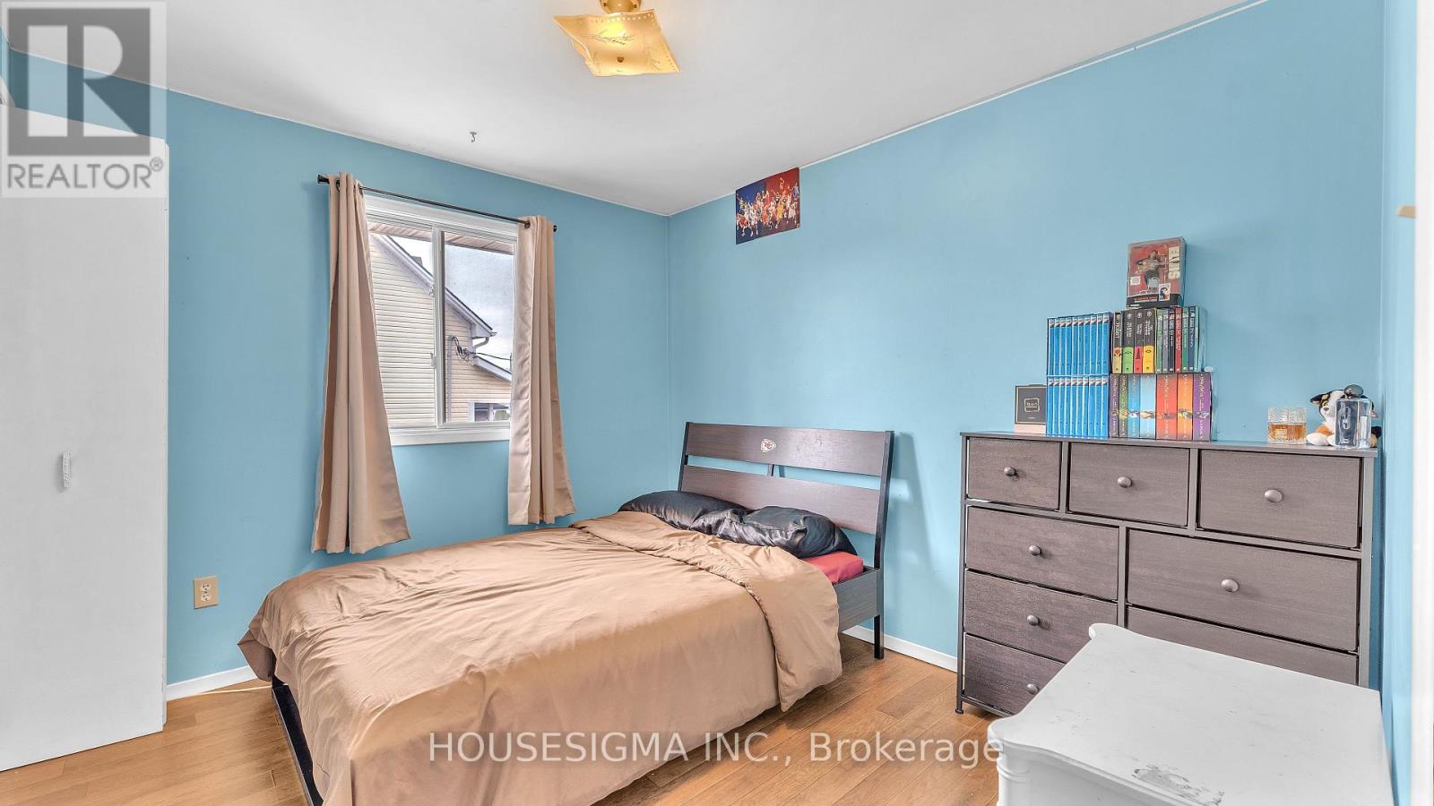 141 Chestnut Street, St. Thomas, Ontario  N5R 2B3 - Photo 11 - X12124584