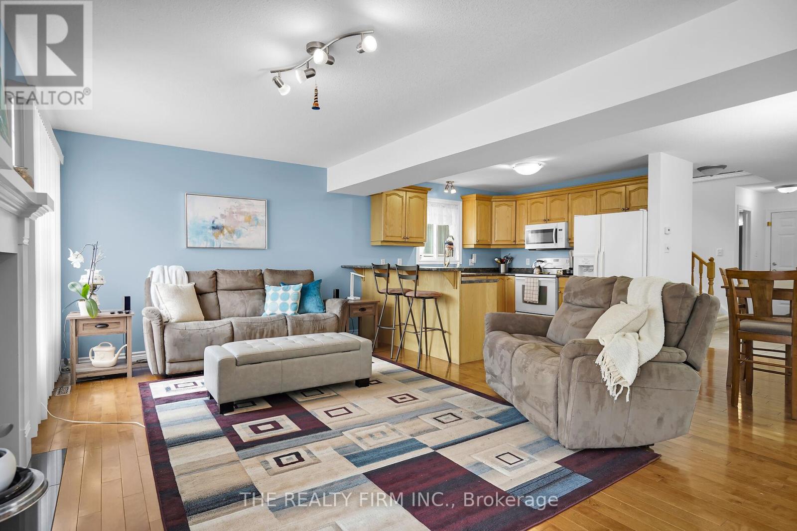 546 Cudmore Crescent, London South, Ontario  N6M 1M4 - Photo 10 - X12124614