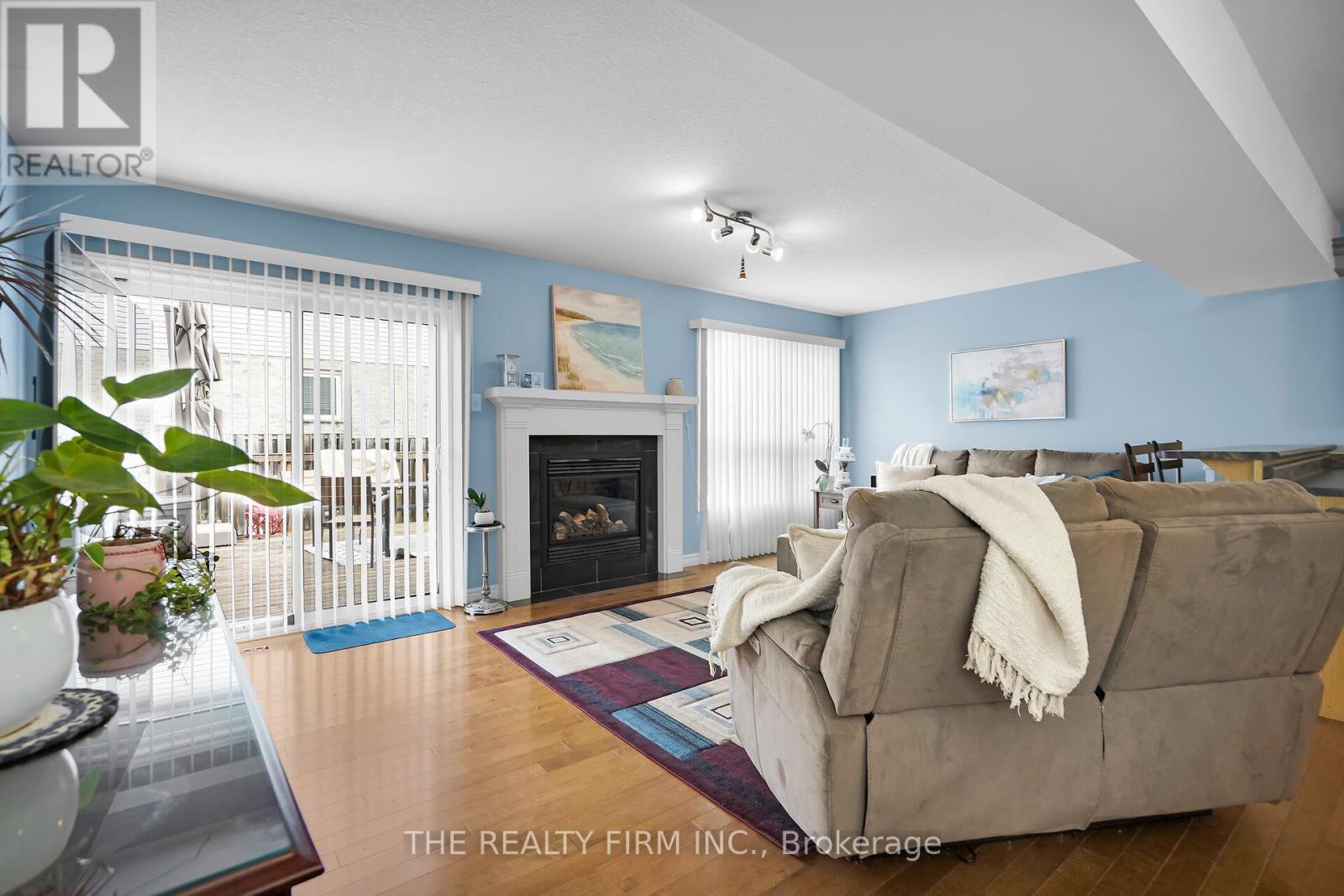 546 Cudmore Crescent, London South, Ontario  N6M 1M4 - Photo 11 - X12124614