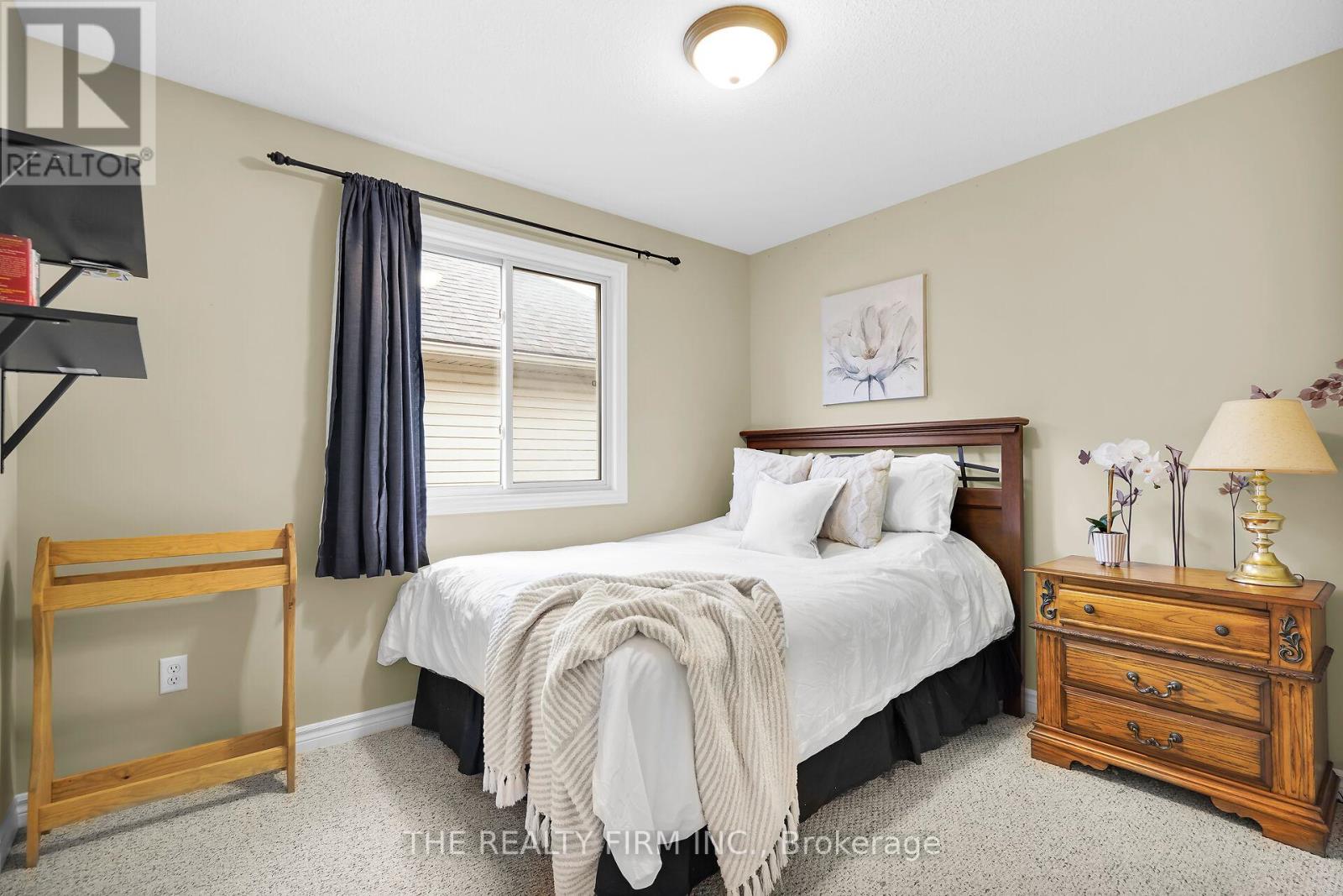546 Cudmore Crescent, London South, Ontario  N6M 1M4 - Photo 19 - X12124614