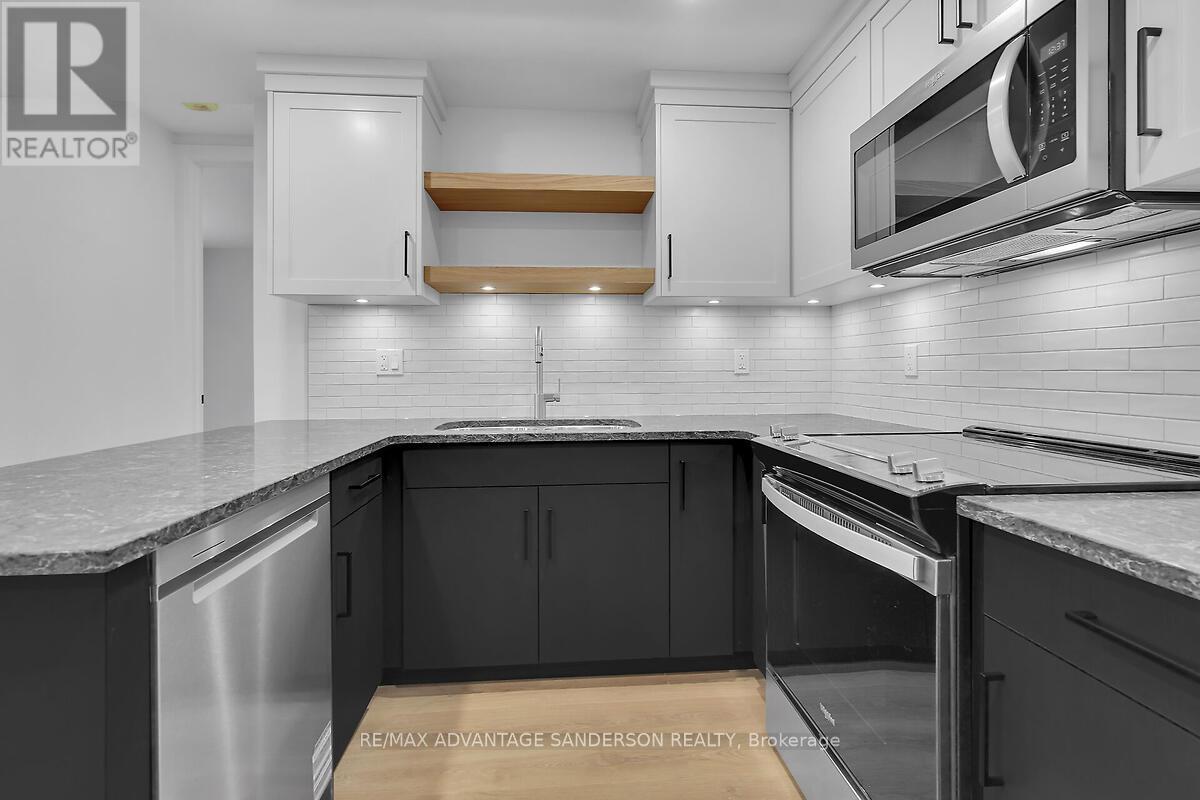 72 Arrowwood Path, Middlesex Centre (Ilderton), Ontario  N0M 2A0 - Photo 45 - X12124679