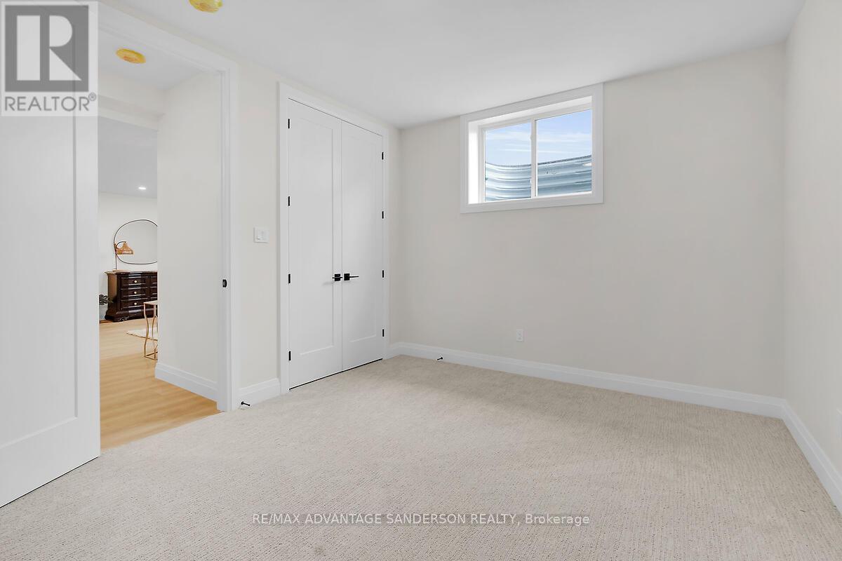 72 Arrowwood Path, Middlesex Centre (Ilderton), Ontario  N0M 2A0 - Photo 48 - X12124679