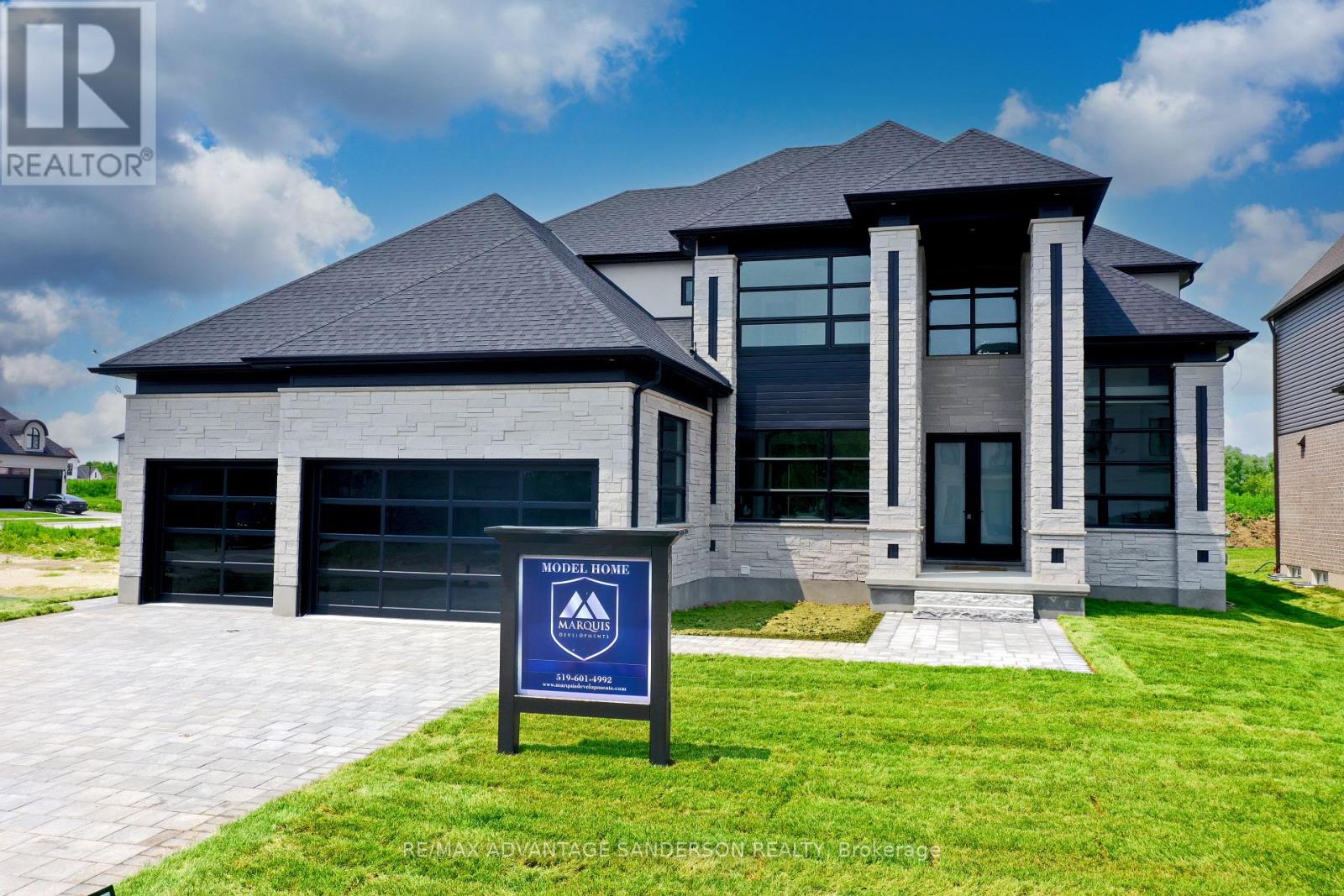 72 Arrowwood Path, Middlesex Centre (Ilderton), Ontario  N0M 2A0 - Photo 6 - X12124679