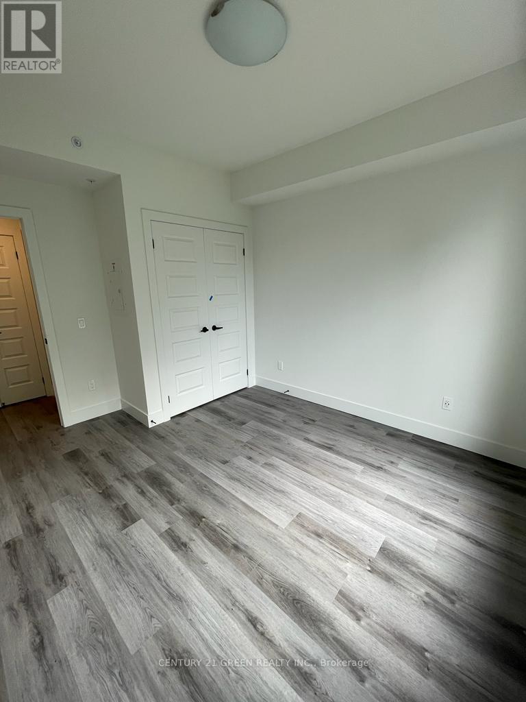 212 - 103 Roger Street, Waterloo, Ontario  N2J 0G2 - Photo 13 - X12124453