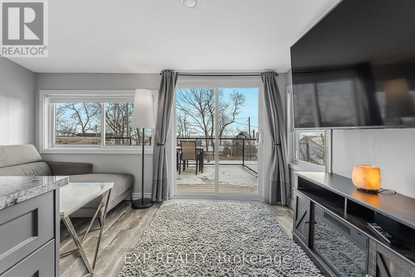 33 Dover Street, Haldimand, Ontario  N1A 2W6 - Photo 19 - X12059862