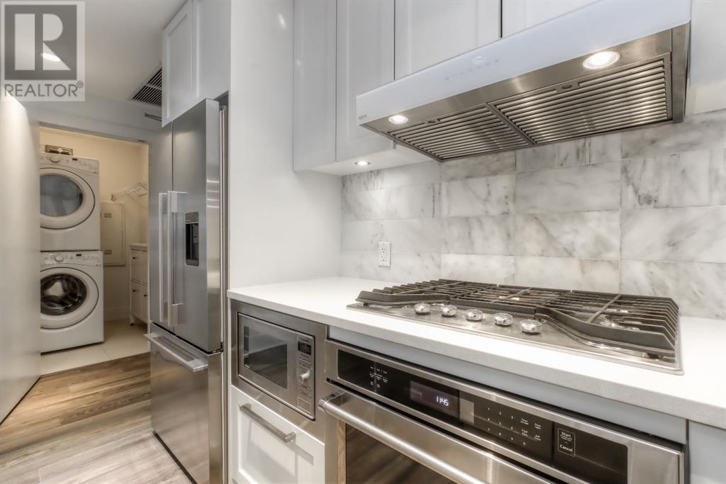 Property at 308, 46 9 Street NE image 3
