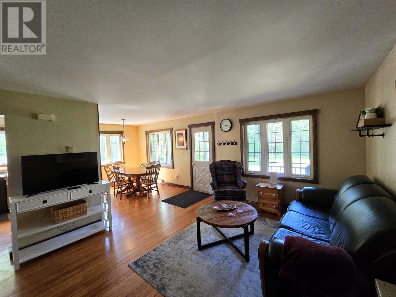 35 Pine Ridge Rd, Huron Shores, Ontario  P0R 1L0 - Photo 24 - SM250250