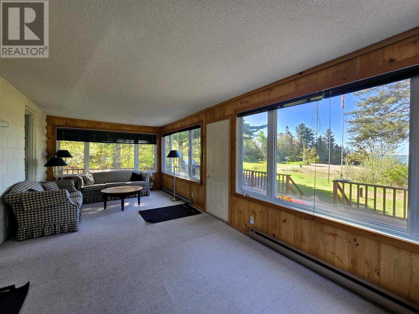 35 Pine Ridge Rd, Huron Shores, Ontario  P0R 1L0 - Photo 3 - SM250250