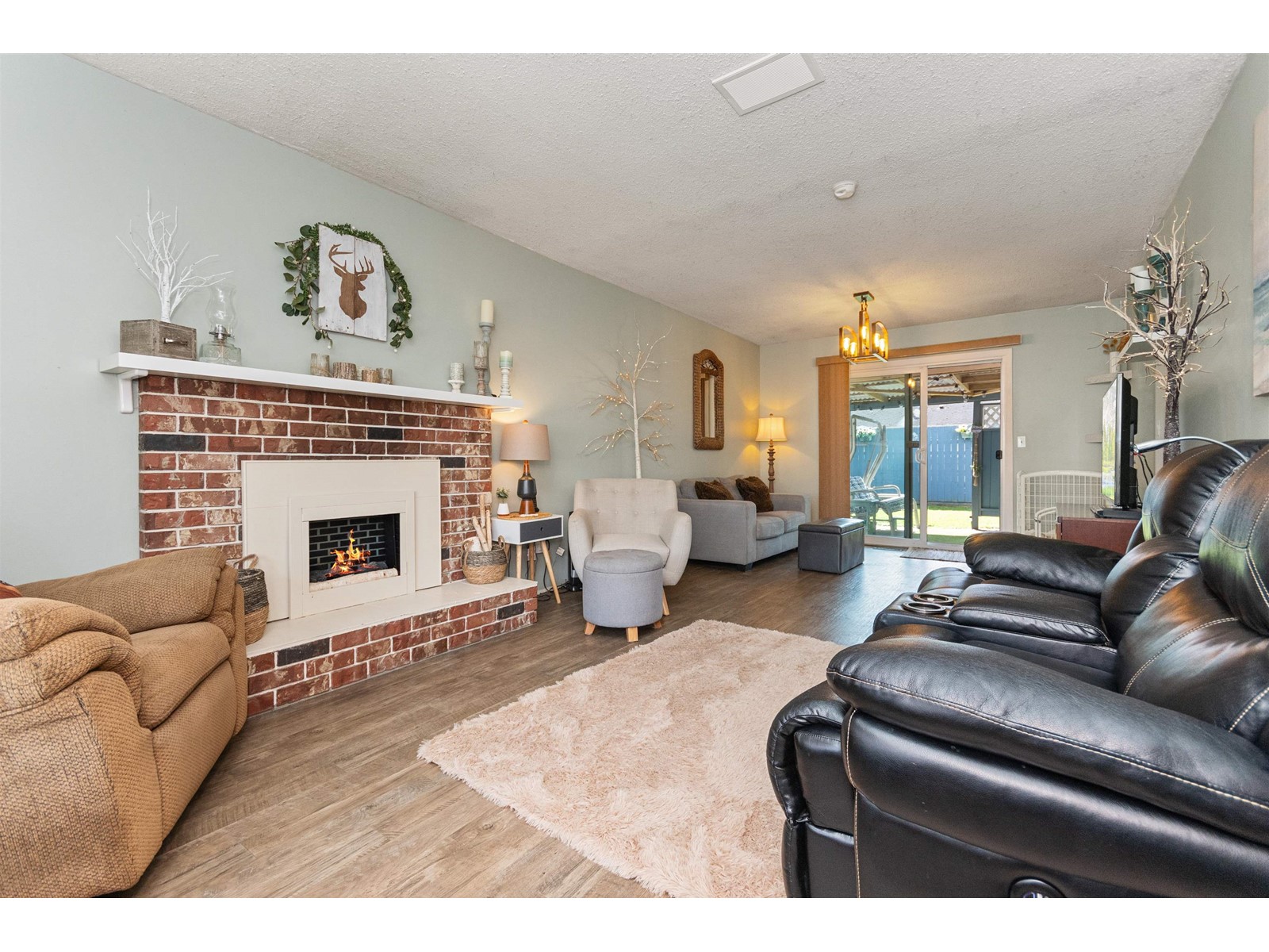 45160 Moody Avenue, Chilliwack Proper West, Chilliwack, British Columbia  V2P 6W2 - Photo 4 - R2991355