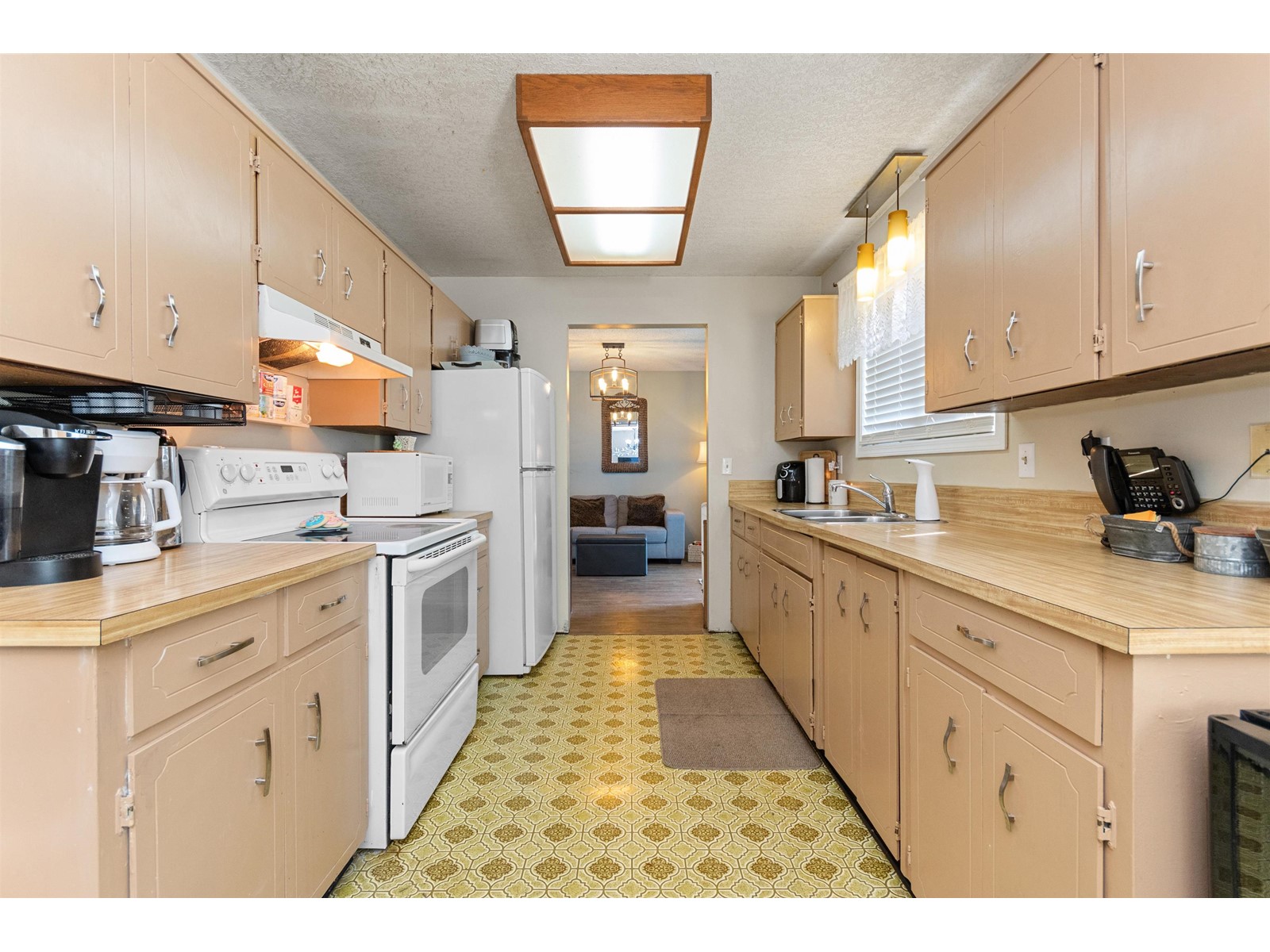 45160 Moody Avenue, Chilliwack Proper West, Chilliwack, British Columbia  V2P 6W2 - Photo 11 - R2991355