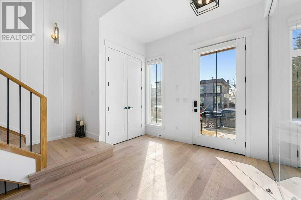 Property at 924 21 Avenue NW image 1