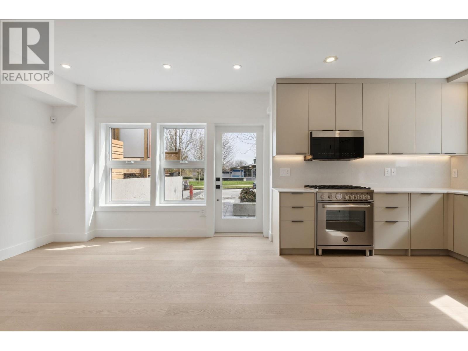 3379 Victoria Drive, Vancouver, British Columbia  V5N 4M3 - Photo 5 - R2985511
