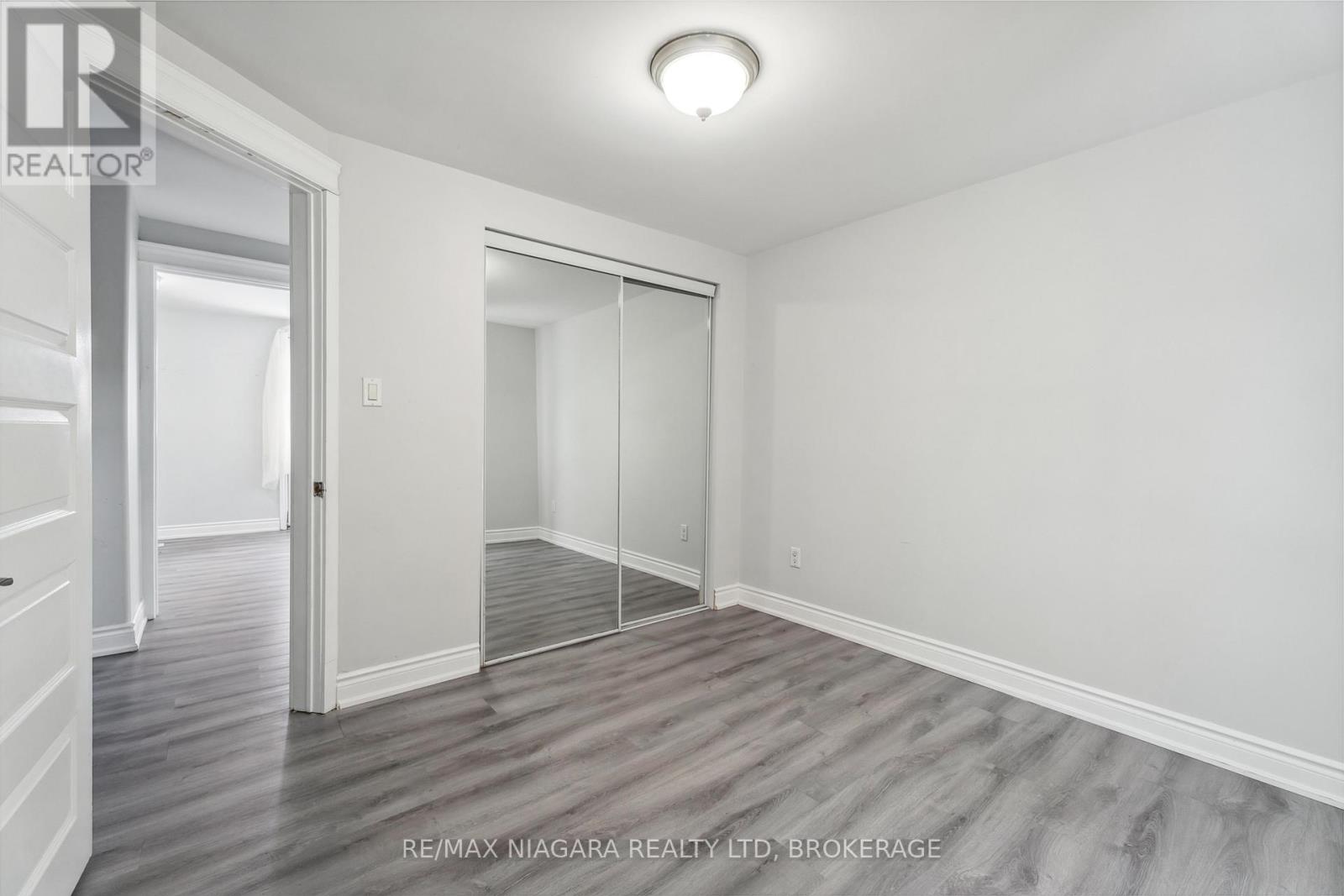39 Oakland Avenue, Welland (Broadway), Ontario  L3C 2B8 - Photo 28 - X12124743