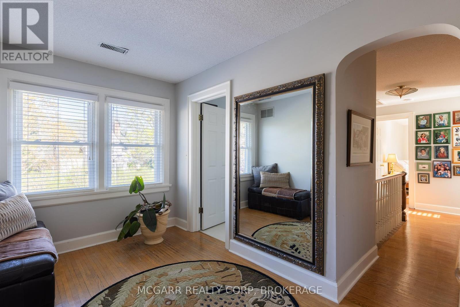 62 Hillcrest Avenue, St. Catharines (Old Glenridge), Ontario  L2R 4Y1 - Photo 16 - X12124752