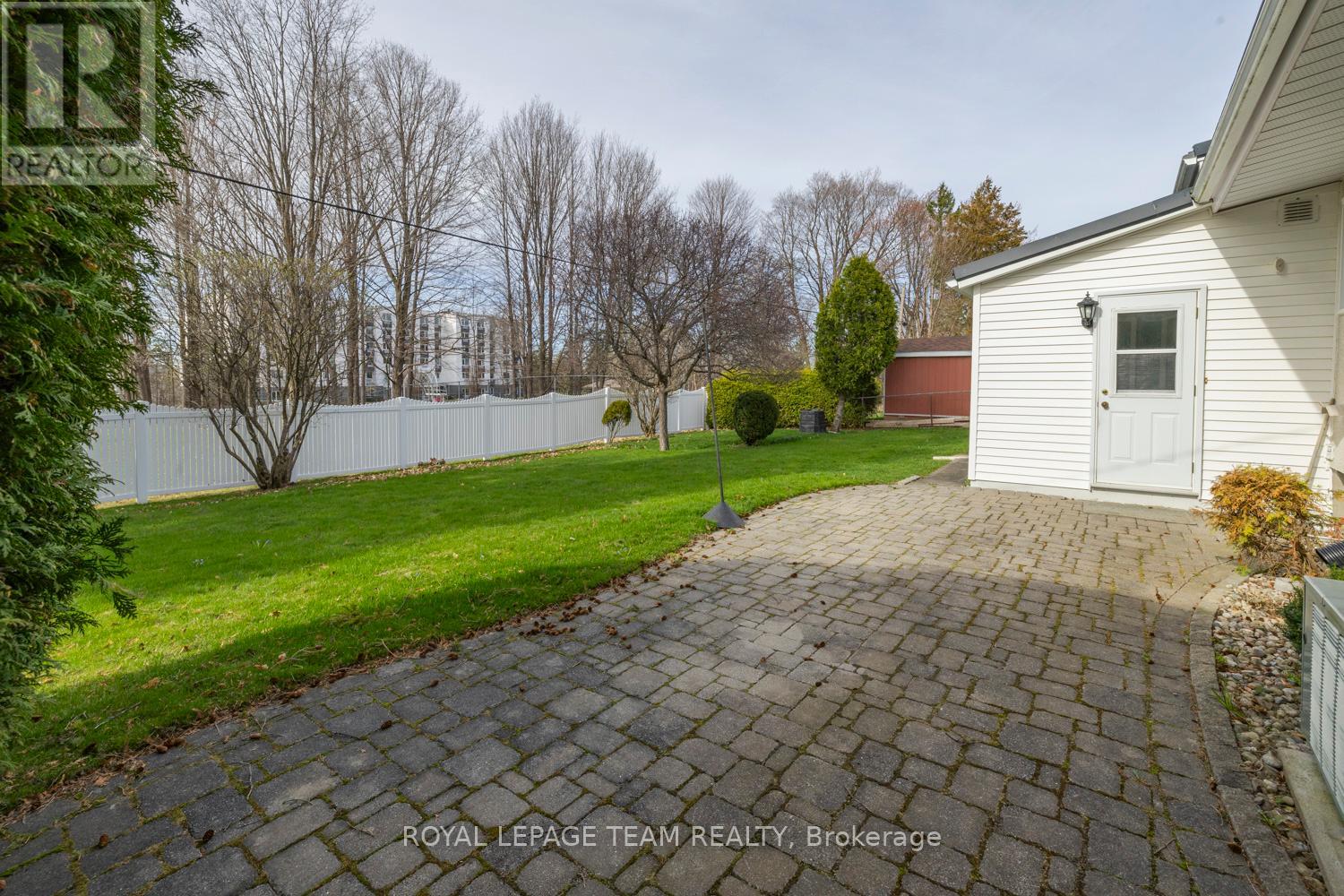 19 Pinepoint Drive, Ottawa, Ontario  K2H 6B1 - Photo 43 - X12124619