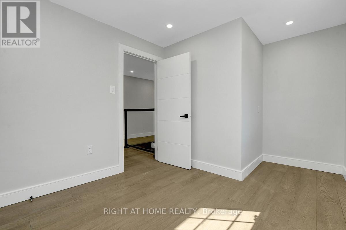 81 Canter Boulevard, Ottawa, Ontario  K2G 2M4 - Photo 38 - X12124680