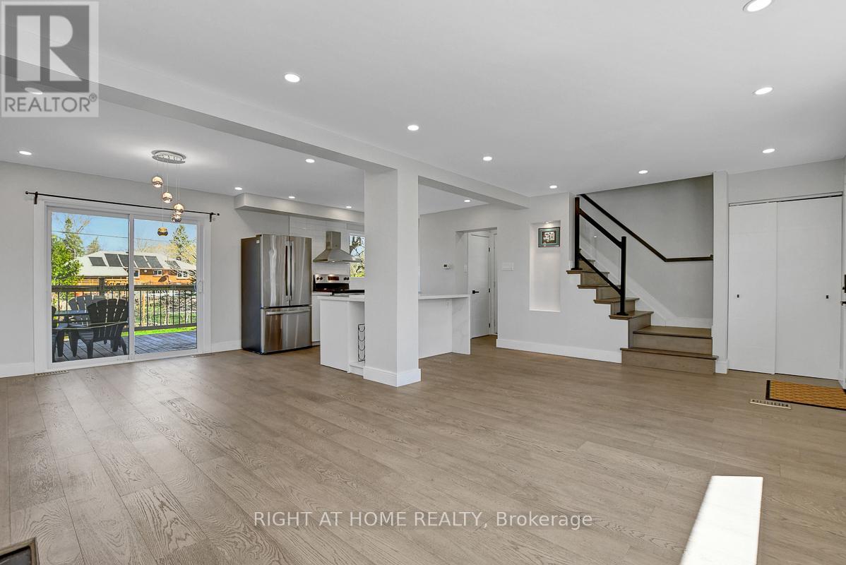 81 Canter Boulevard, Ottawa, Ontario  K2G 2M4 - Photo 8 - X12124680