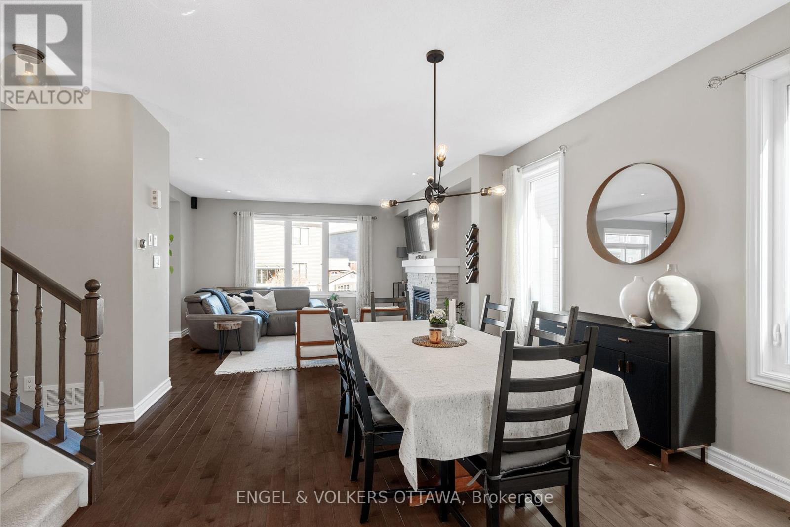 6333 Renaud Road, Ottawa, Ontario  K1W 0J4 - Photo 5 - X12124685