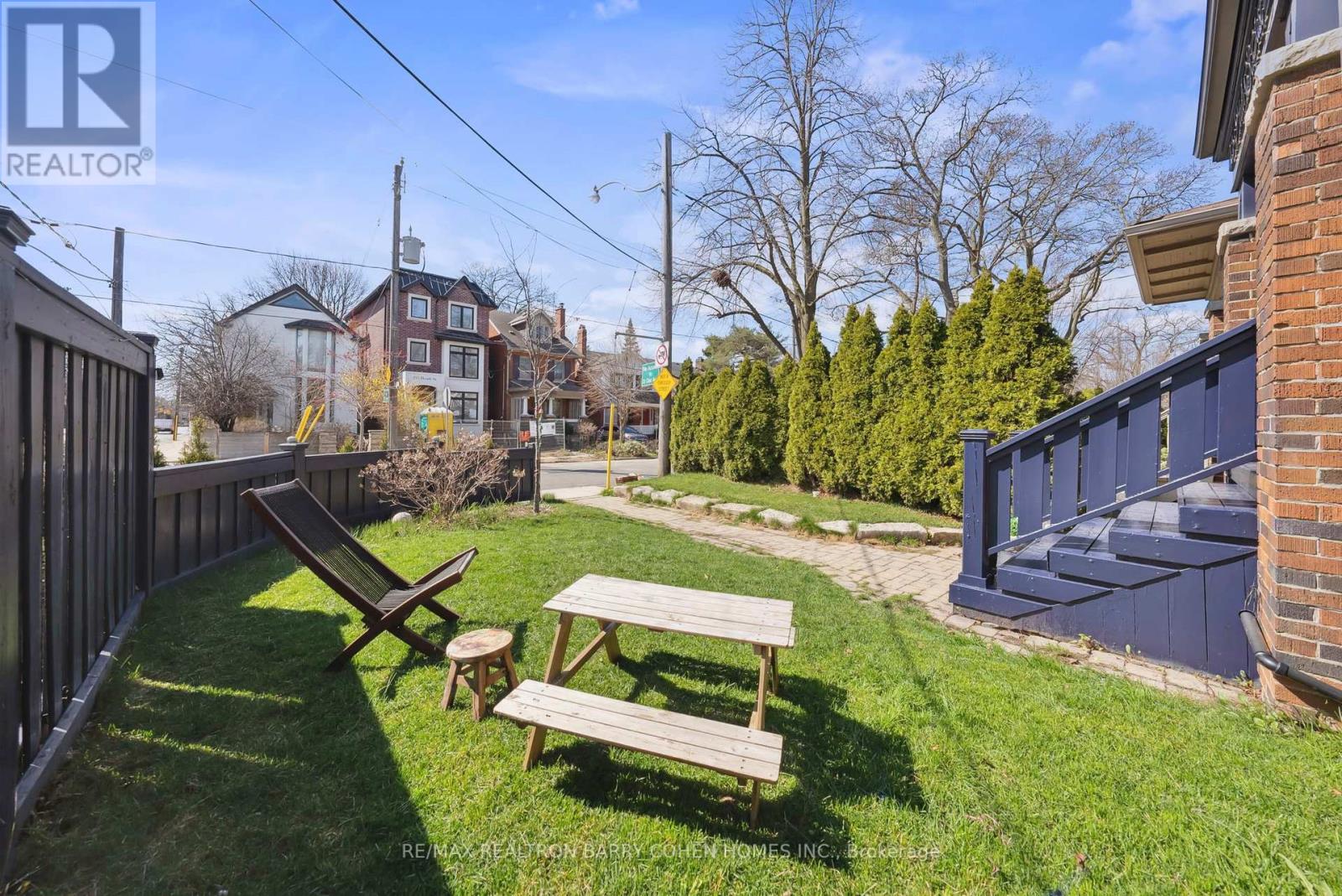 Property at 234 HEATH STREET E image 3