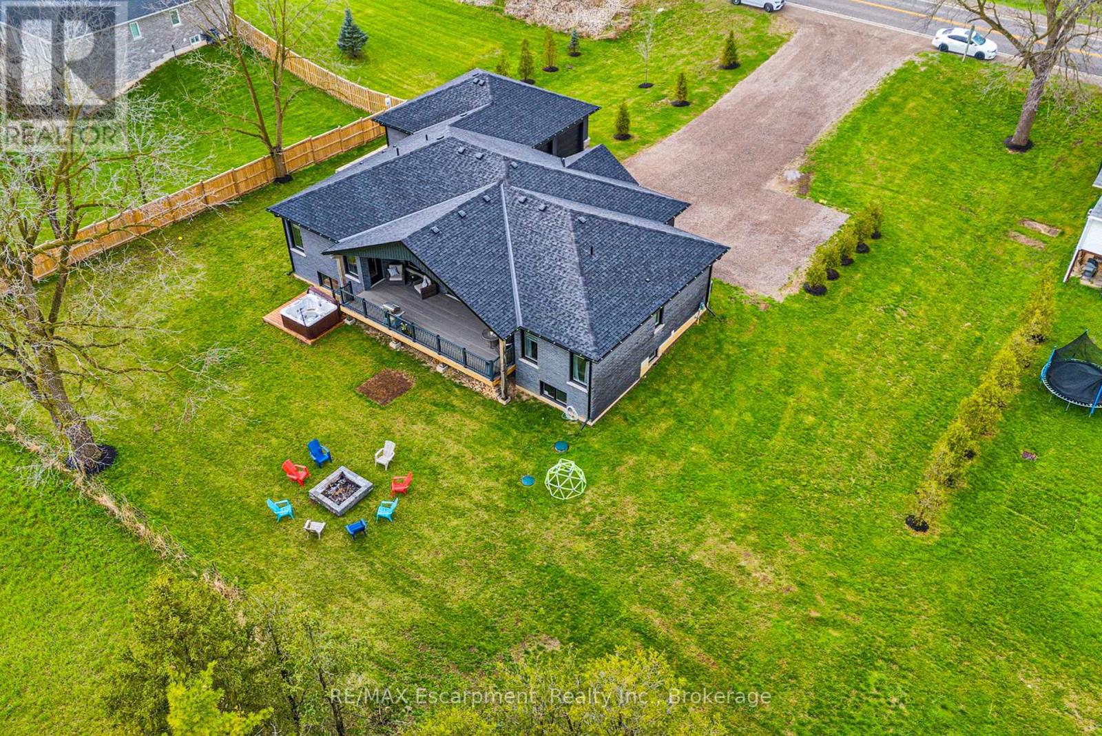 1266 Colborne Street W, Brantford, Ontario  N3T 0M6 - Photo 44 - X12124599