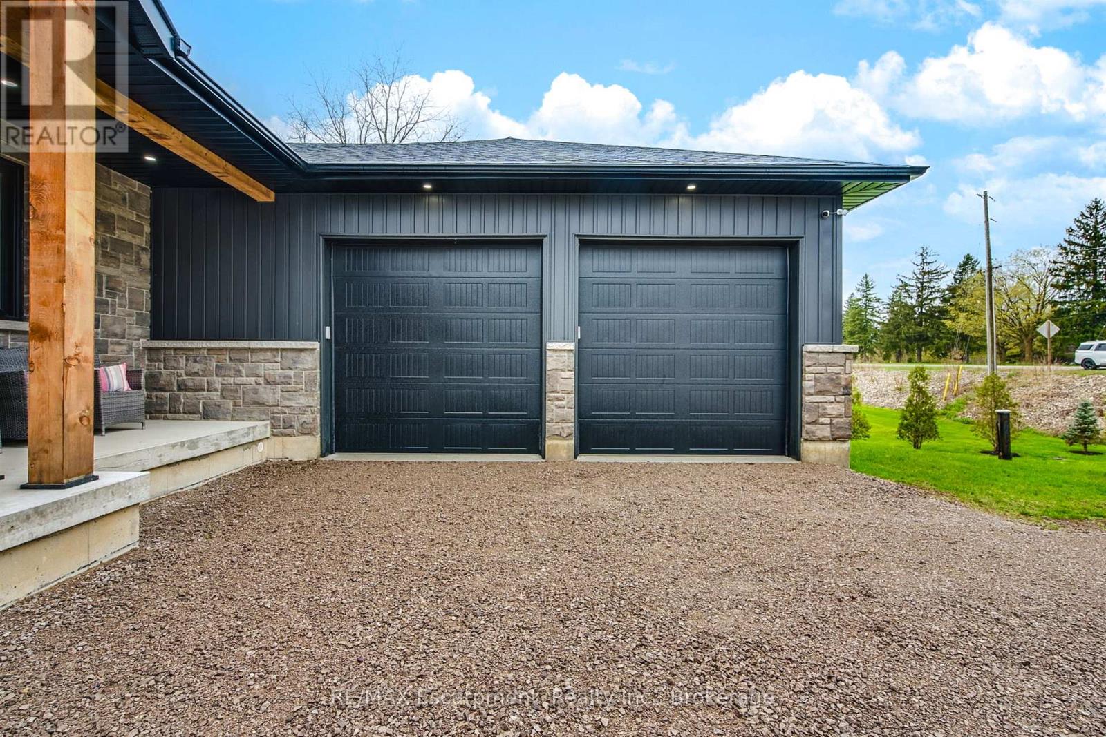 1266 Colborne Street W, Brantford, Ontario  N3T 0M6 - Photo 5 - X12124599
