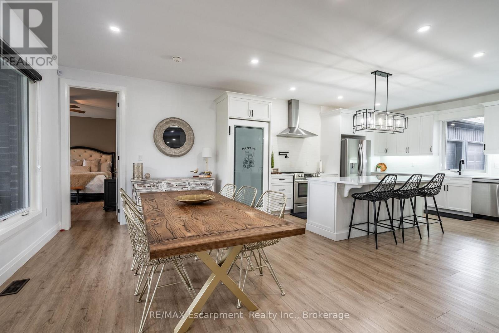 1266 Colborne Street W, Brantford, Ontario  N3T 0M6 - Photo 9 - X12124599
