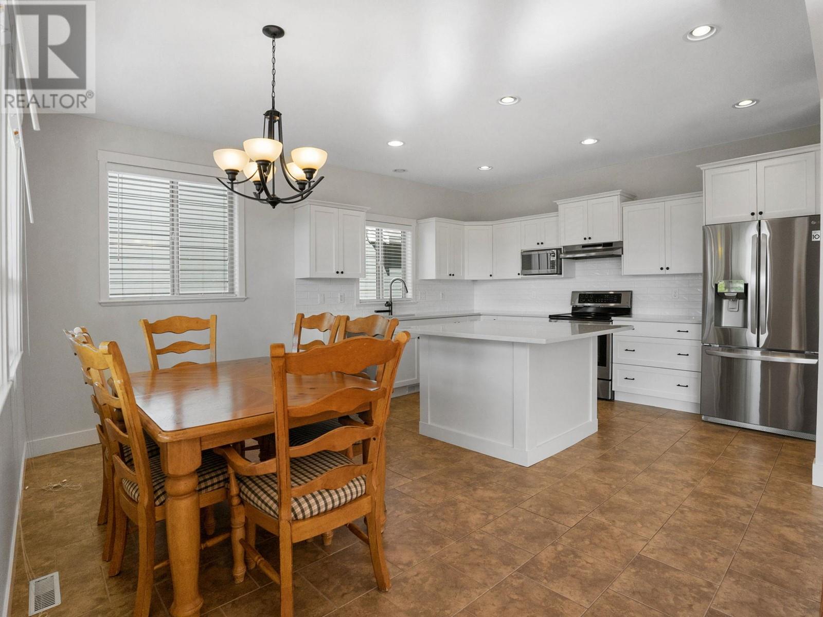 2051 Sunview Drive Unit# 4, West Kelowna, British Columbia  V1Z 4C2 - Photo 8 - 10339327