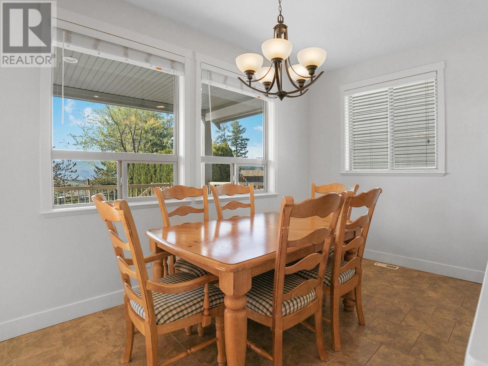 2051 Sunview Drive Unit# 4, West Kelowna, British Columbia  V1Z 4C2 - Photo 9 - 10339327