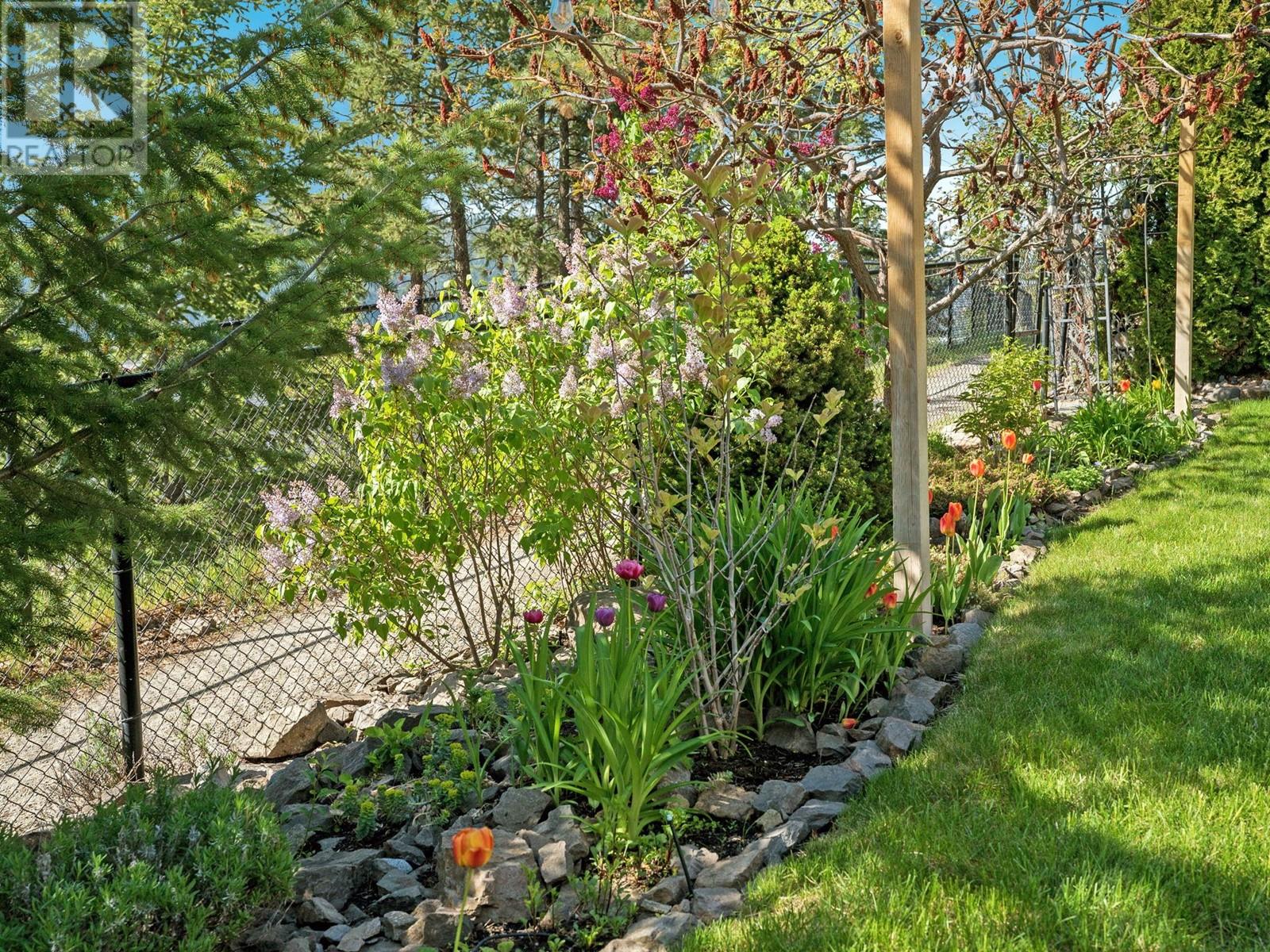 2051 Sunview Drive Unit# 4, West Kelowna, British Columbia  V1Z 4C2 - Photo 42 - 10339327