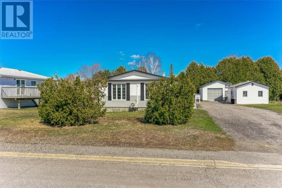 88 Pine Court, Dowling, Ontario  P0M 1R0 - Photo 35 - 2121902