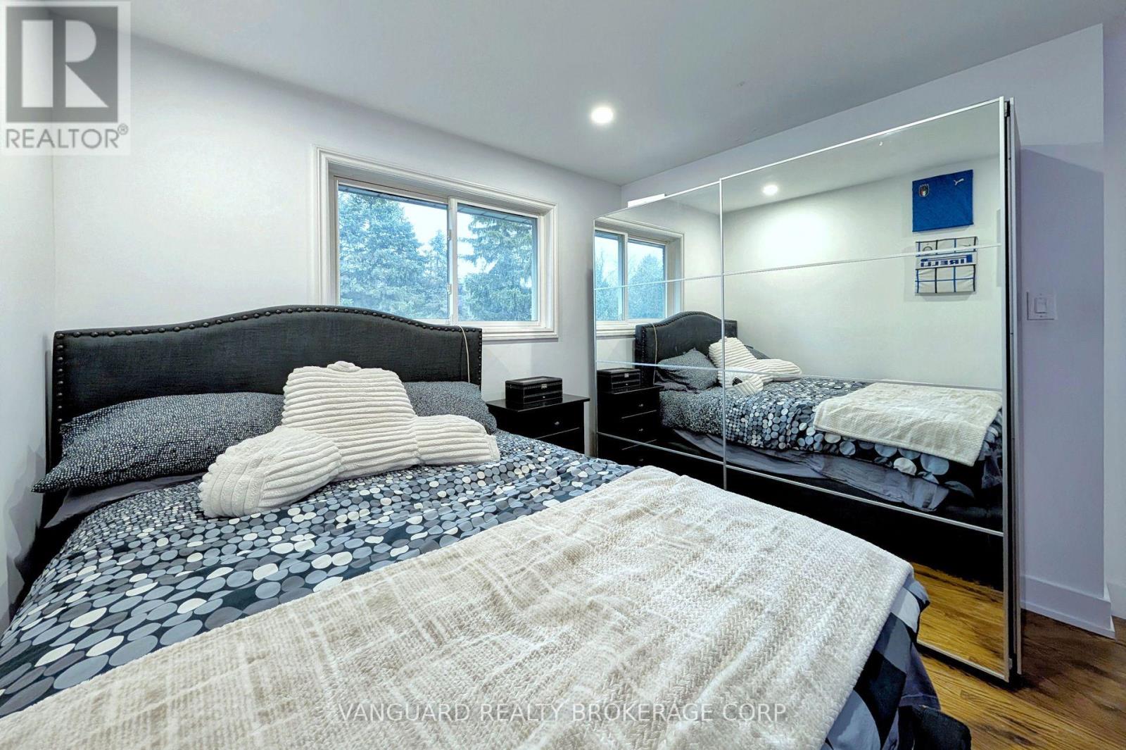 3 Weedon Court, King, Ontario  L7B 0E6 - Photo 35 - N12124548
